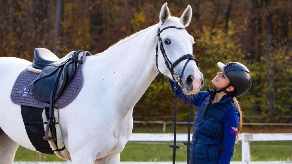 Sára Finsterle: Odjakživa si děláme koně sami, někdy pomůžou kamarádky