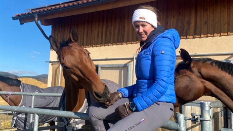 Opravilová zůstává i s koňmi v Rakousku. Bude provozovat vlastní stáj