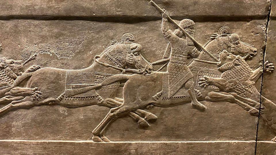 Mezi Eufratem a Tigrisem: Od prvních vozů k první koňské učebnici