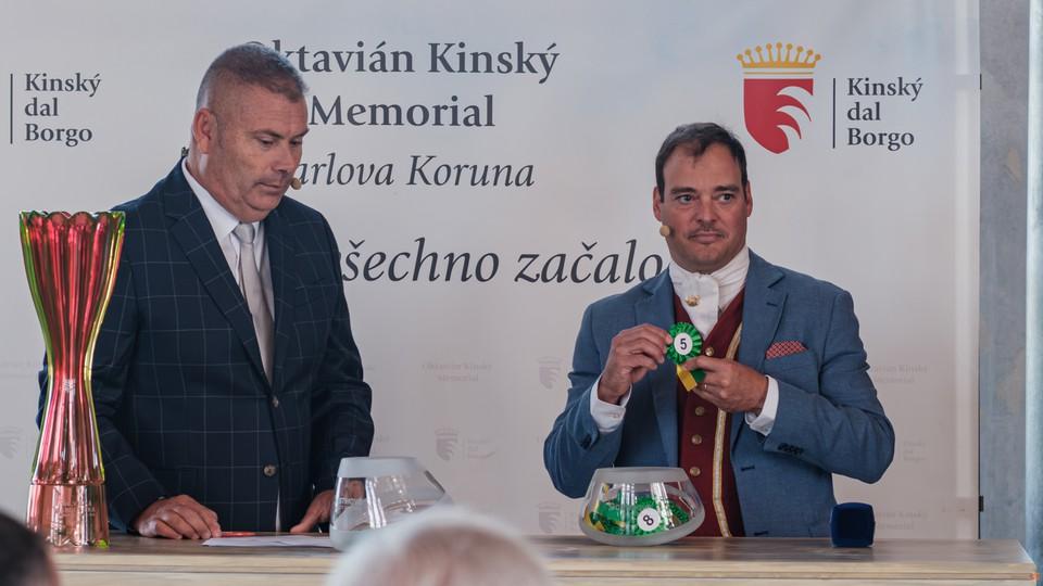 Velkou pardubickou poběží deset koní, na poslední chvíli vypadl Zarate