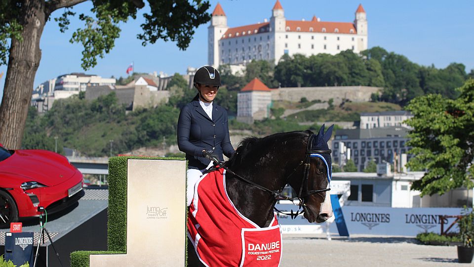 CSIO v Bratislavě zahájila česká hymna. Zvítězila Lucie Vyskočilová