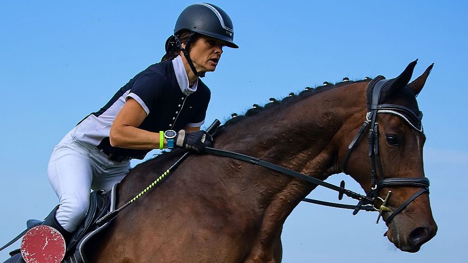 Jana Pecháčková vede CNC** v Přeštěnicích. Druhý je Jiří Kornalík